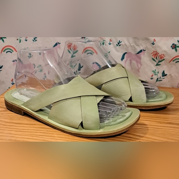 Free People Del Mar Green Leather Casual Summer Neutral Boho Sandal Shoe SZ 7 - Picture 3 of 8